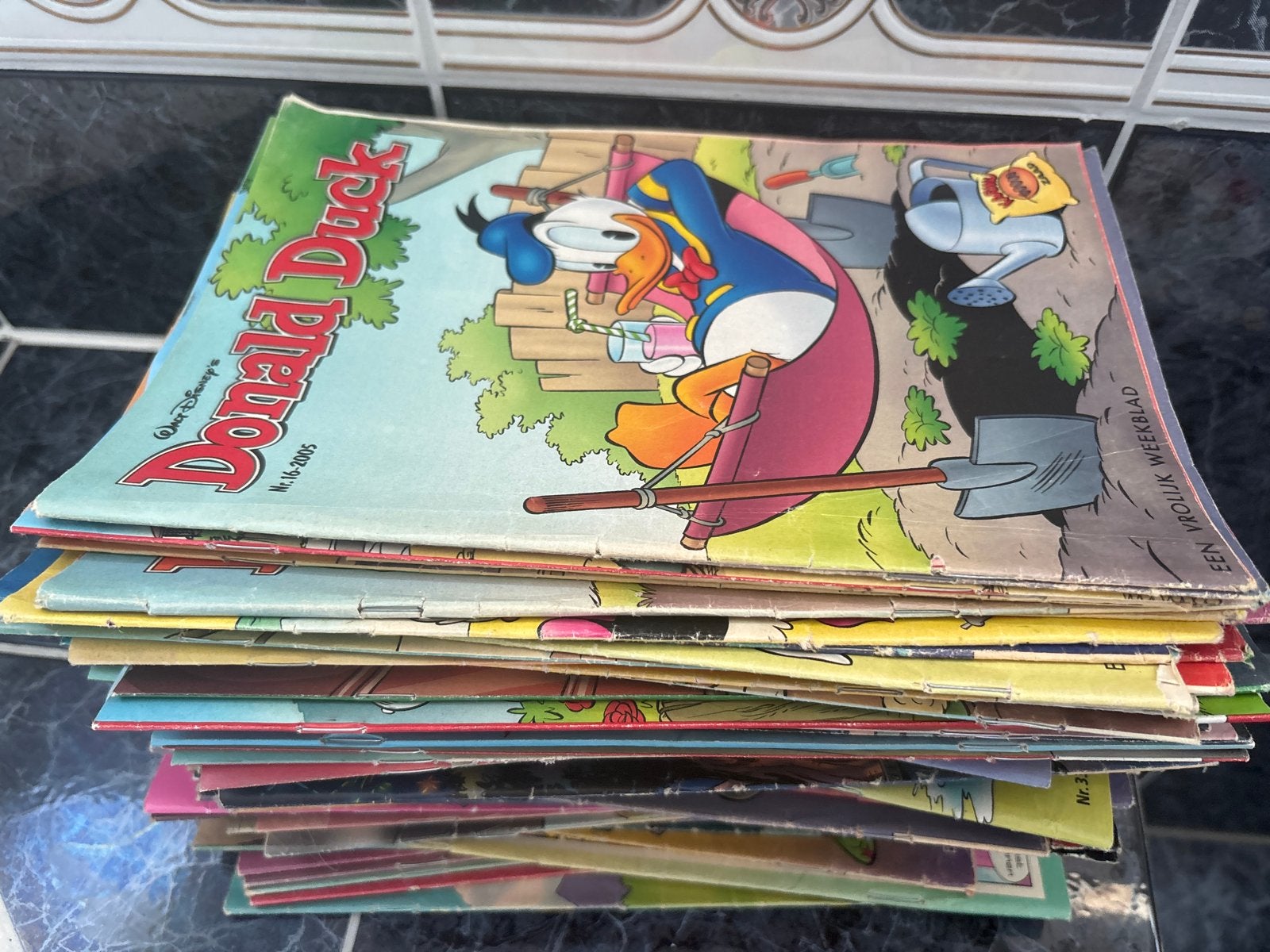 Donald Duck Weekblad - Grote Stapel (ca. 2005), Boeken, Stripboeken, Meerdere stripboeken, Ophalen of Verzenden, Gelezen
