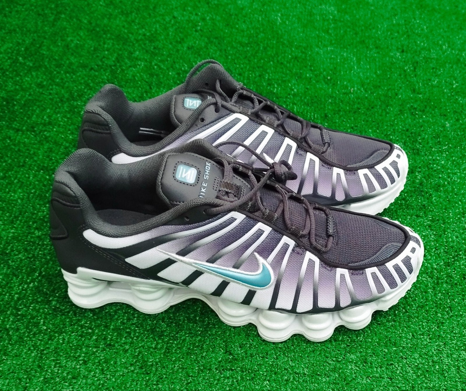 Nike Shox TL Unisex Sneaker - Maat 43 - Zwart/Wit/Blauw, Zwart, Nike Inc., Info@nike.com, Nike