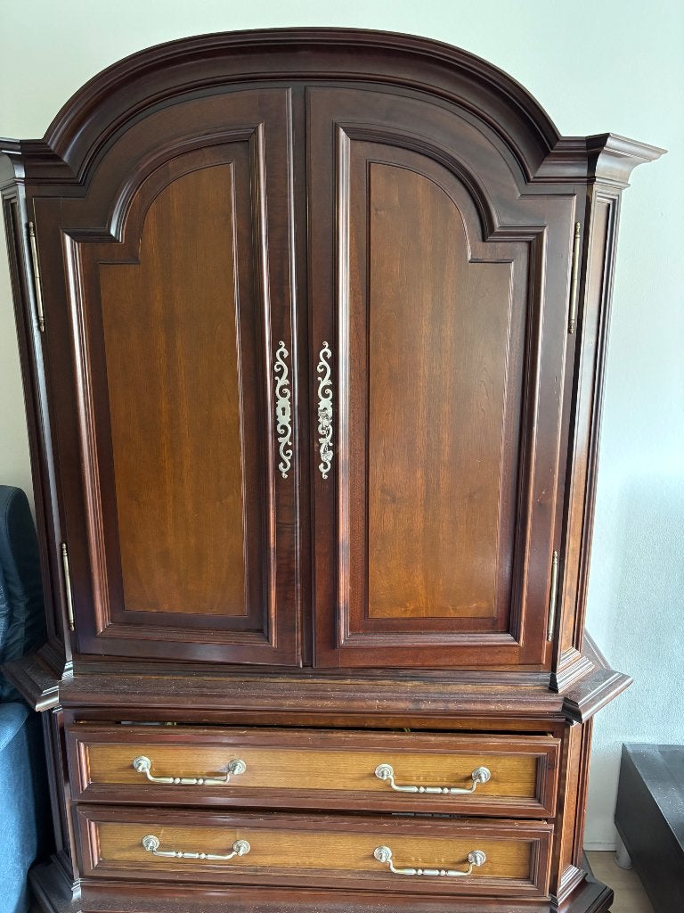 Statige kast, Ophalen