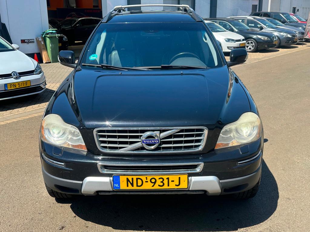 Volvo XC90 2.4 D3 FWD R-Design, Euro 5, Gebruikt, 241 €/maand, 7 stoelen