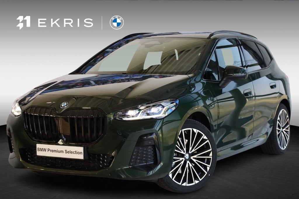 BMW 2 Serie Active Tourer 225e xDrive | M Sport Pro | Panora, Auto's, BMW, Automaat, 150 min, Bedrijf, Vierwielaandrijving