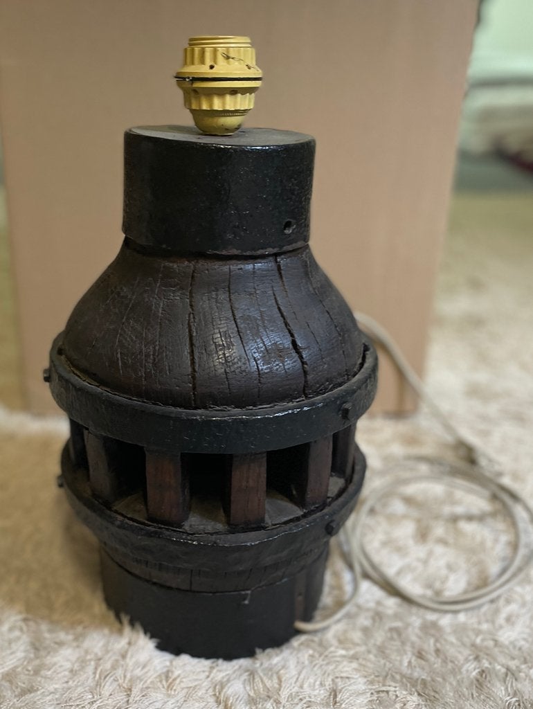 Antieke wagenas omgebouwd tot schemerlamp, Ophalen