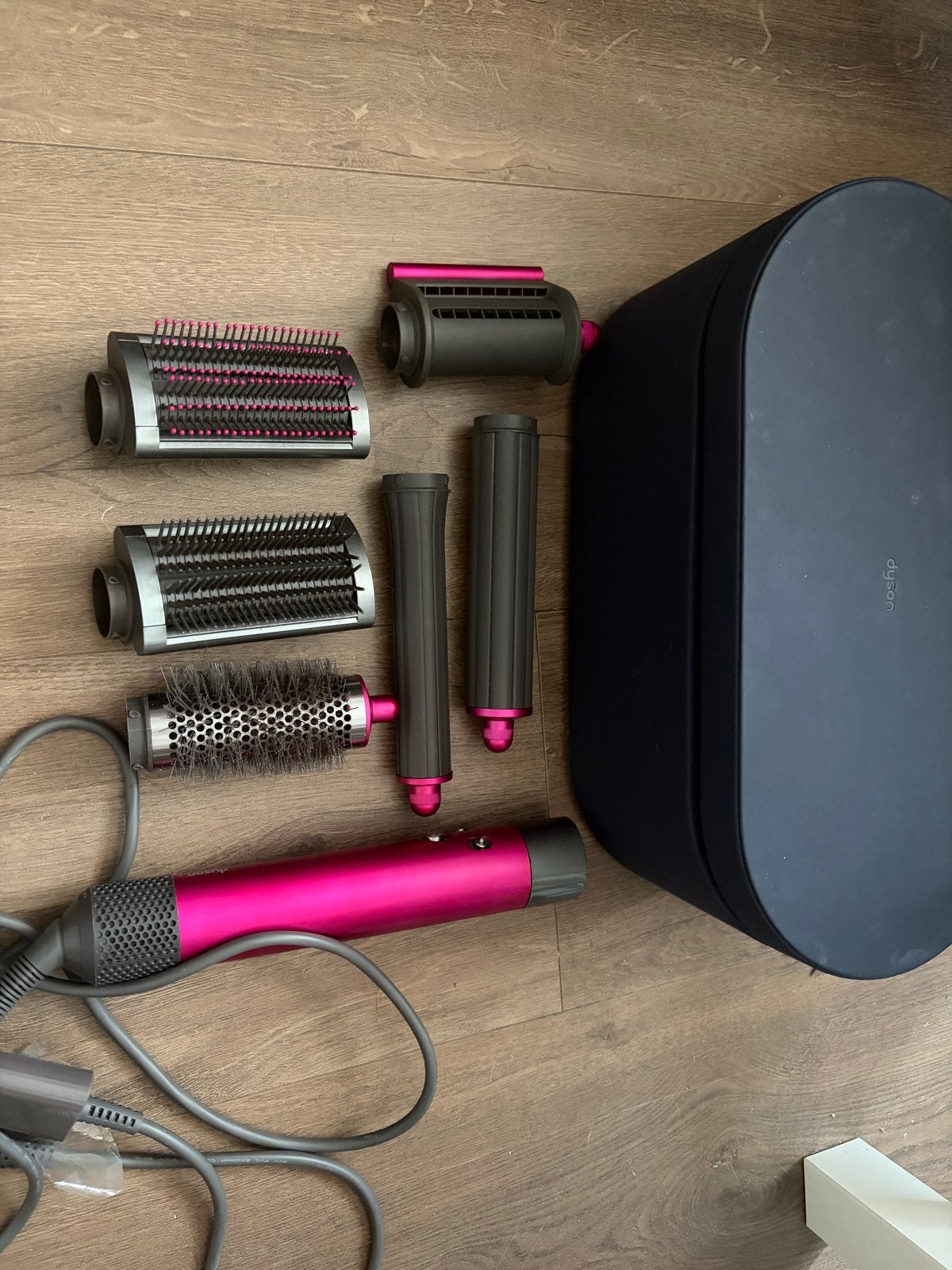 Dyson Airwrap Complete Föhn en Styler met Opbergdoos, Ophalen, Zo goed als nieuw, Haarverzorging