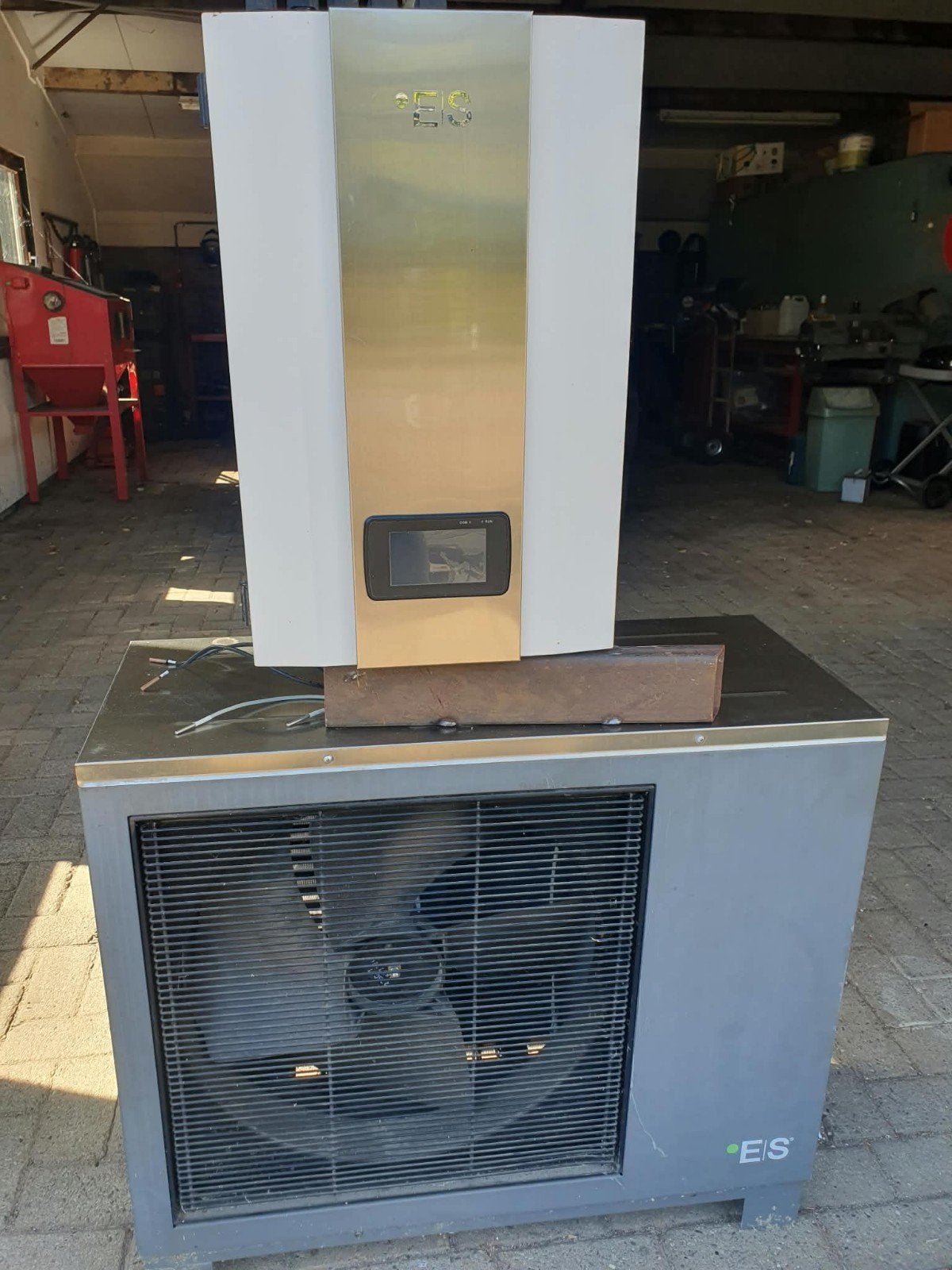ES 9KW Warmtepomp R410a - Zweeds topmerk, Doe-het-zelf en Verbouw, Verwarming en Radiatoren, Ophalen, Gebruikt, Overige typen