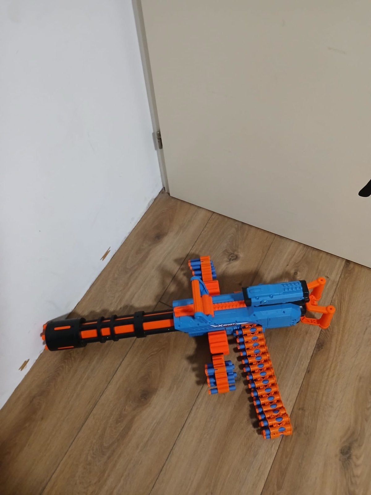 X-Shot Ultimate Insanity Blaster met statief, Ophalen, Zo goed als nieuw, Jongen of Meisje