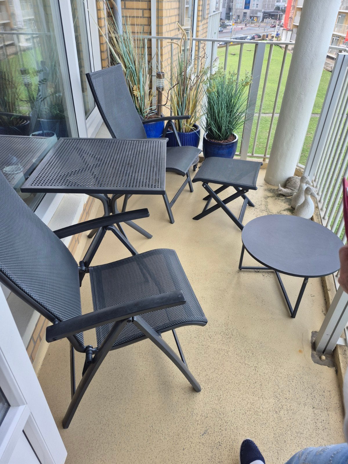 4 Seasons Outdoor Tuintafel en Stoelen Set, 2 zitplaatsen, Bijzettafel, Aluminium, Ophalen of Verzenden