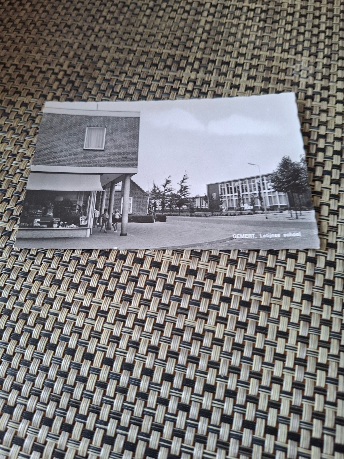 Gemert  4 Scholen en straatbeeld, Verzamelen, Ophalen of Verzenden, 1940 tot 1960, Ongelopen, Noord-Brabant