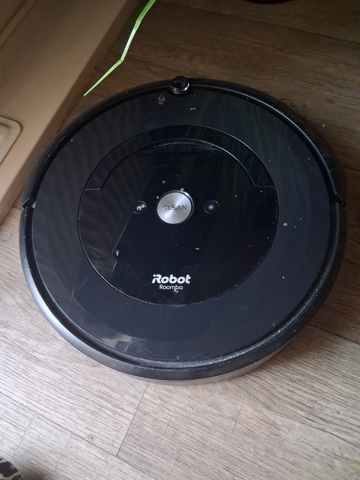 IRobot Roomba e5, Ophalen, Robotstofzuiger