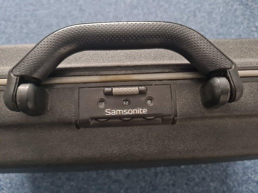 Samsonite Attachékoffer met cijferslot-code. In nette staat, Gebruikt, Hard kunststof, Slot, Minder dan 50 cm