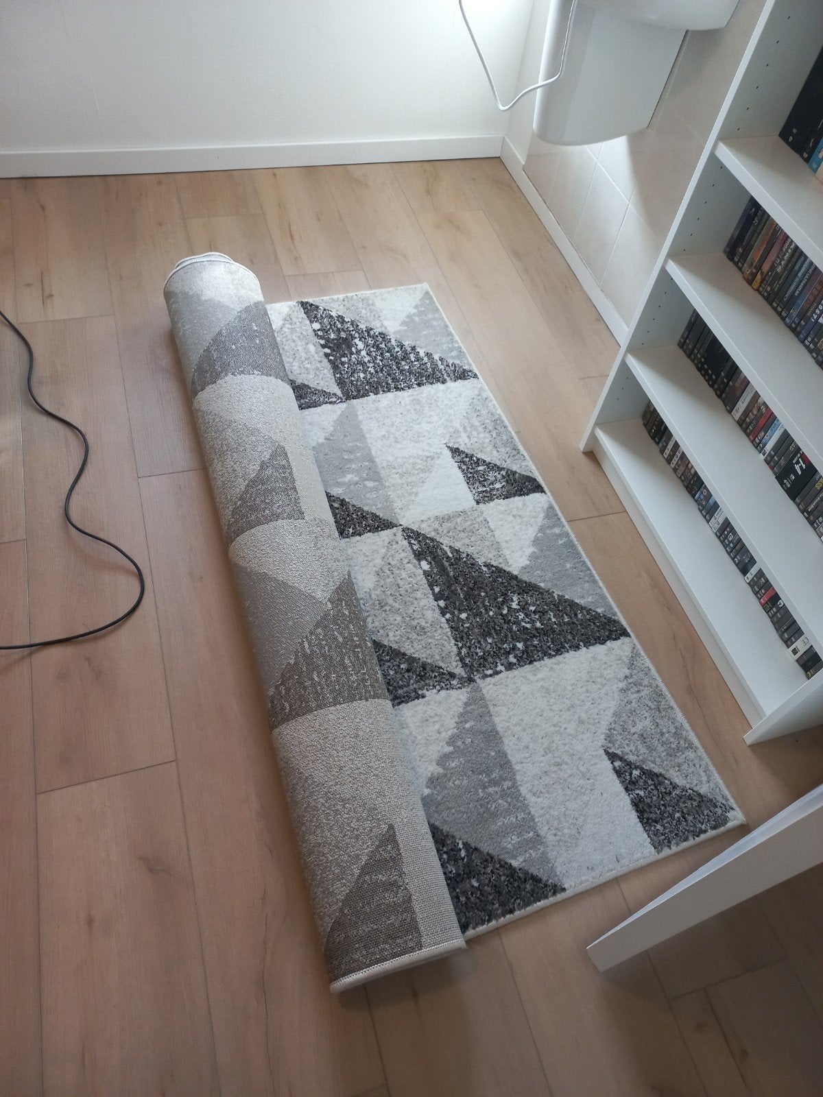 Gratis Ikea grijs/zwart vloerkleed met geometrisch patroon, Ophalen, 100 tot 150 cm, 50 tot 100 cm, Grijs