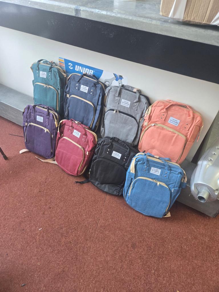 Rugzakken/tassen - 60 stuks in 8 kleuren MARKT/PARTIJHANDEL, Ophalen