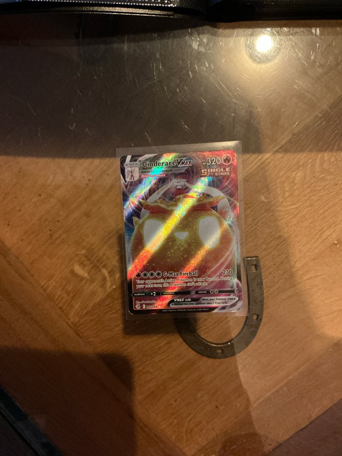 Pokémon Cinderace VMAX 320/198 Single Strike Kaart, Ophalen of Verzenden, Zo goed als nieuw, Losse kaart, Foil