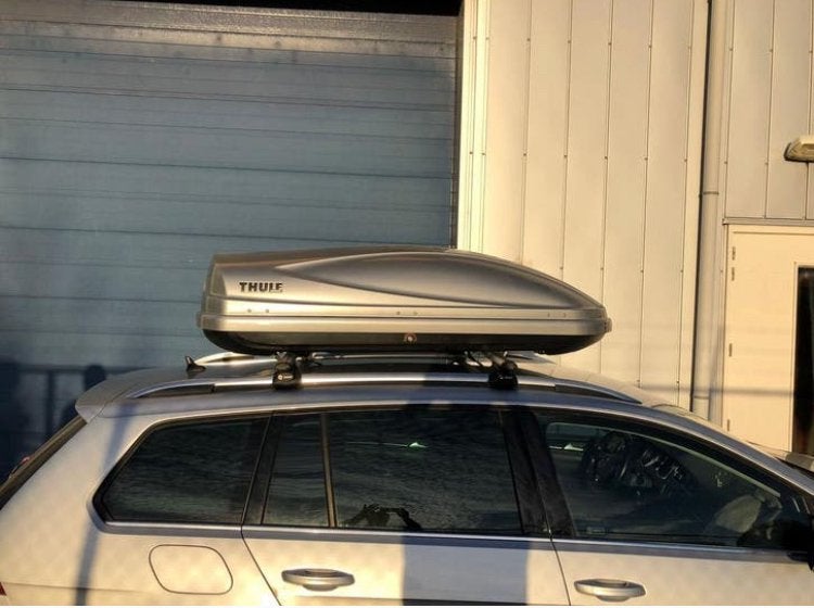 TE HUUR - Thule dakkoffer Atlantis 200 voor zomervakantie, Auto diversen, Dakkoffers, Ophalen, Zo goed als nieuw