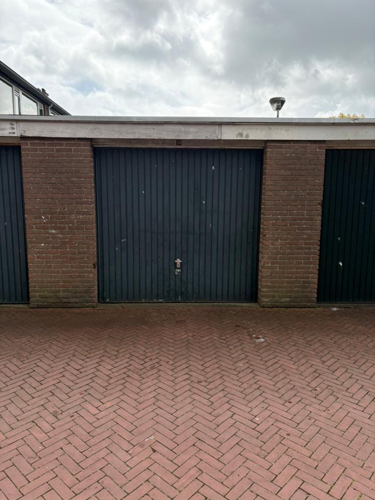 Garagebox met elektra