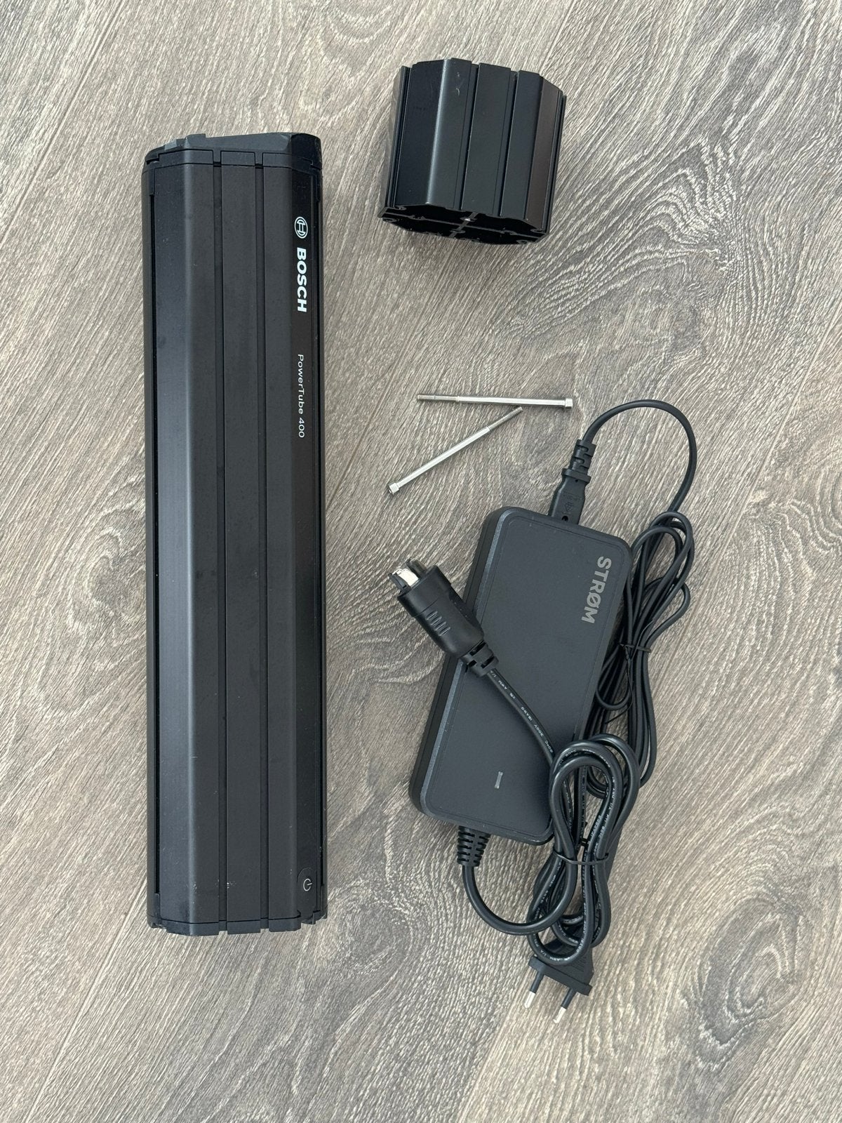 Bosch PowerTube 400 accu met Strøm oplader