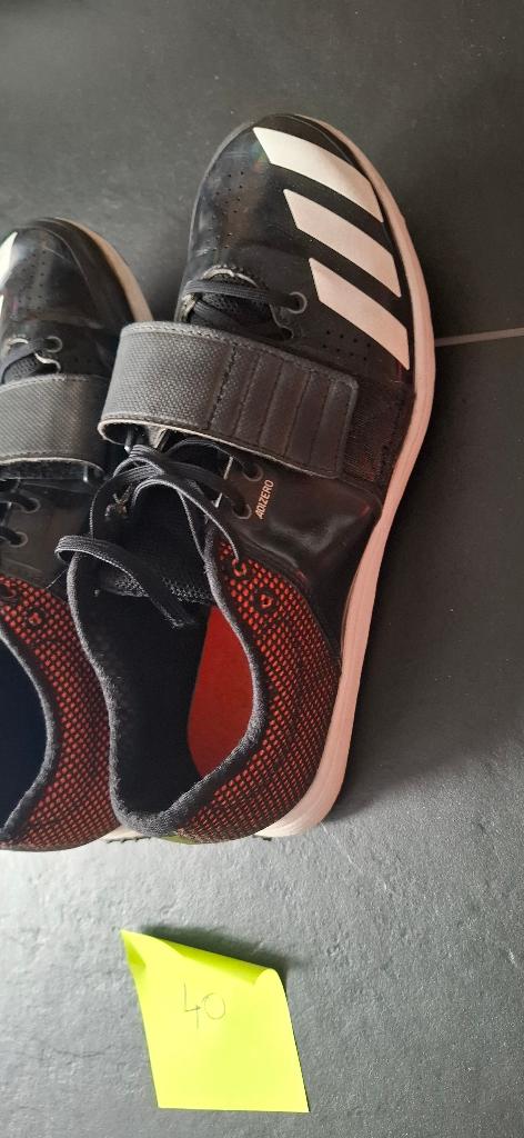 Spikes, Zo goed als nieuw, Spikes, Hardlopen, Ophalen
