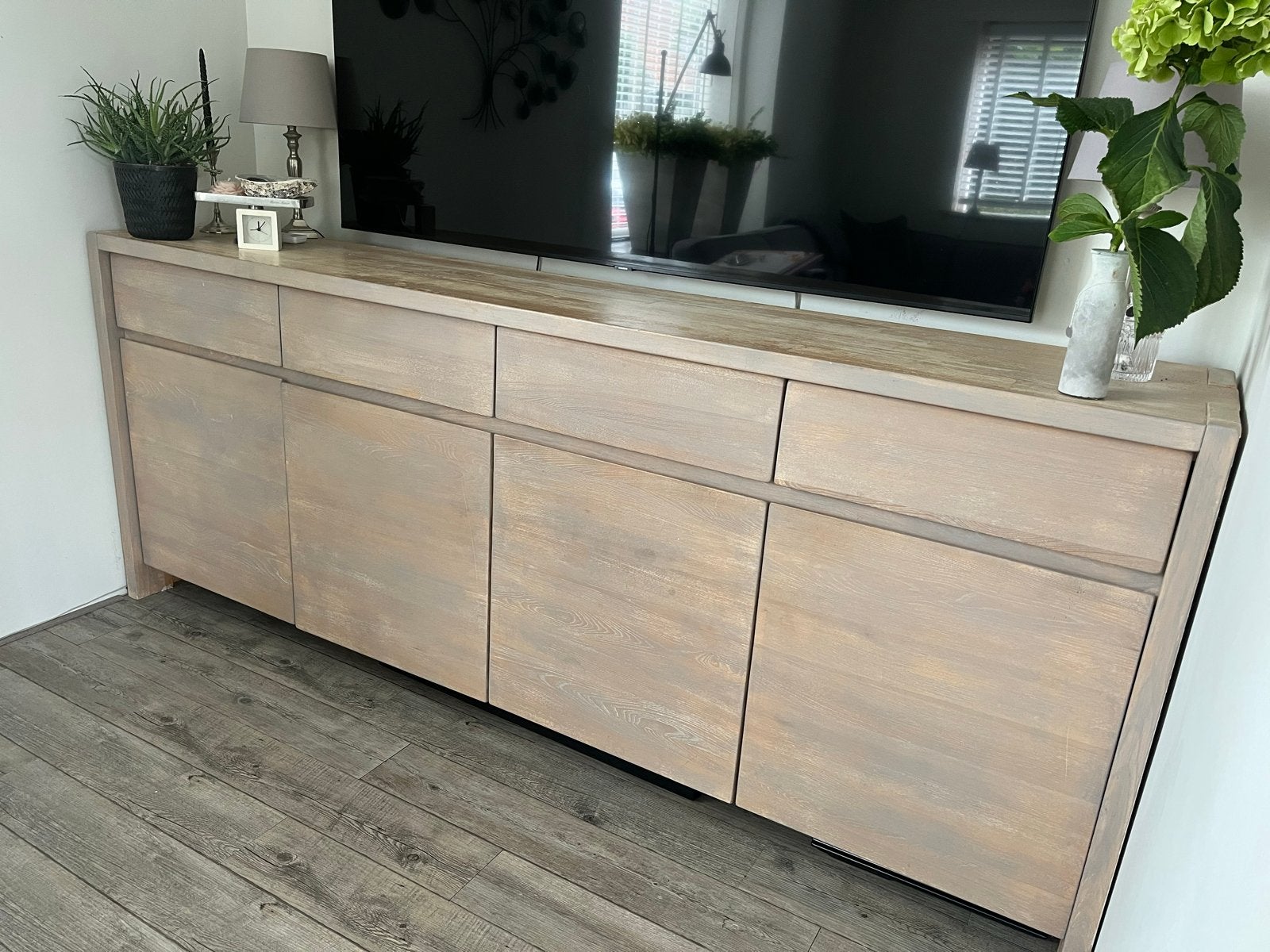 Stijlvol dressoir 235x95x45 van Elmwood met lades en deuren, Gebruikt, Ophalen of Verzenden, 200 cm of meer, Met lade(s)
