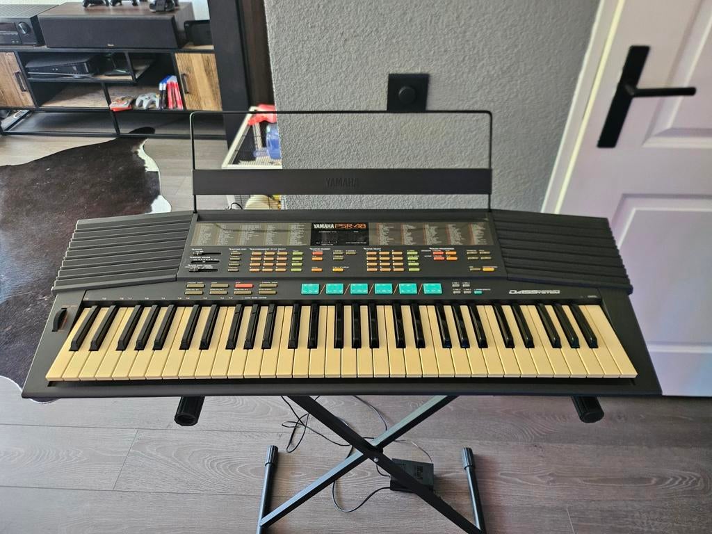 Yamaha psr-48 keyboard, Muziek en Instrumenten, Keyboards, 61 toetsen, Yamaha, Ophalen of Verzenden, Zo goed als nieuw