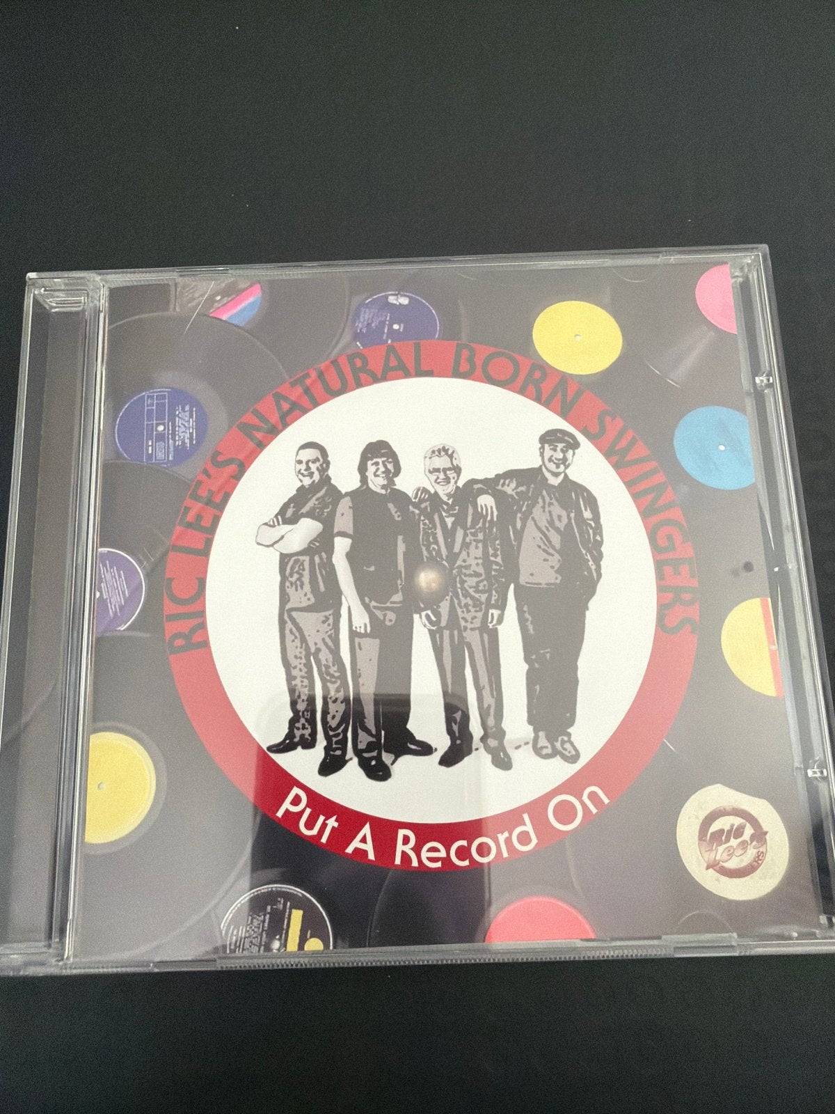 Ric Lee's Natural Born Swingers - Put A Record On CD, Verzenden, Zo goed als nieuw, Album, Inclusief doosje
