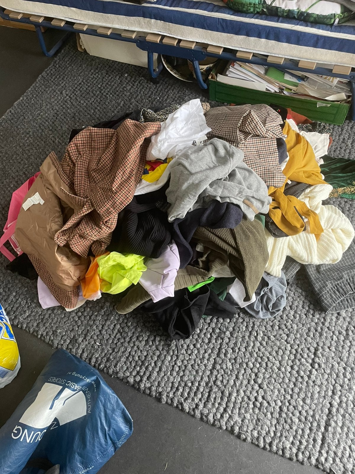 5 volle tassen dames kleding, Ophalen of Verzenden, Zo goed als nieuw