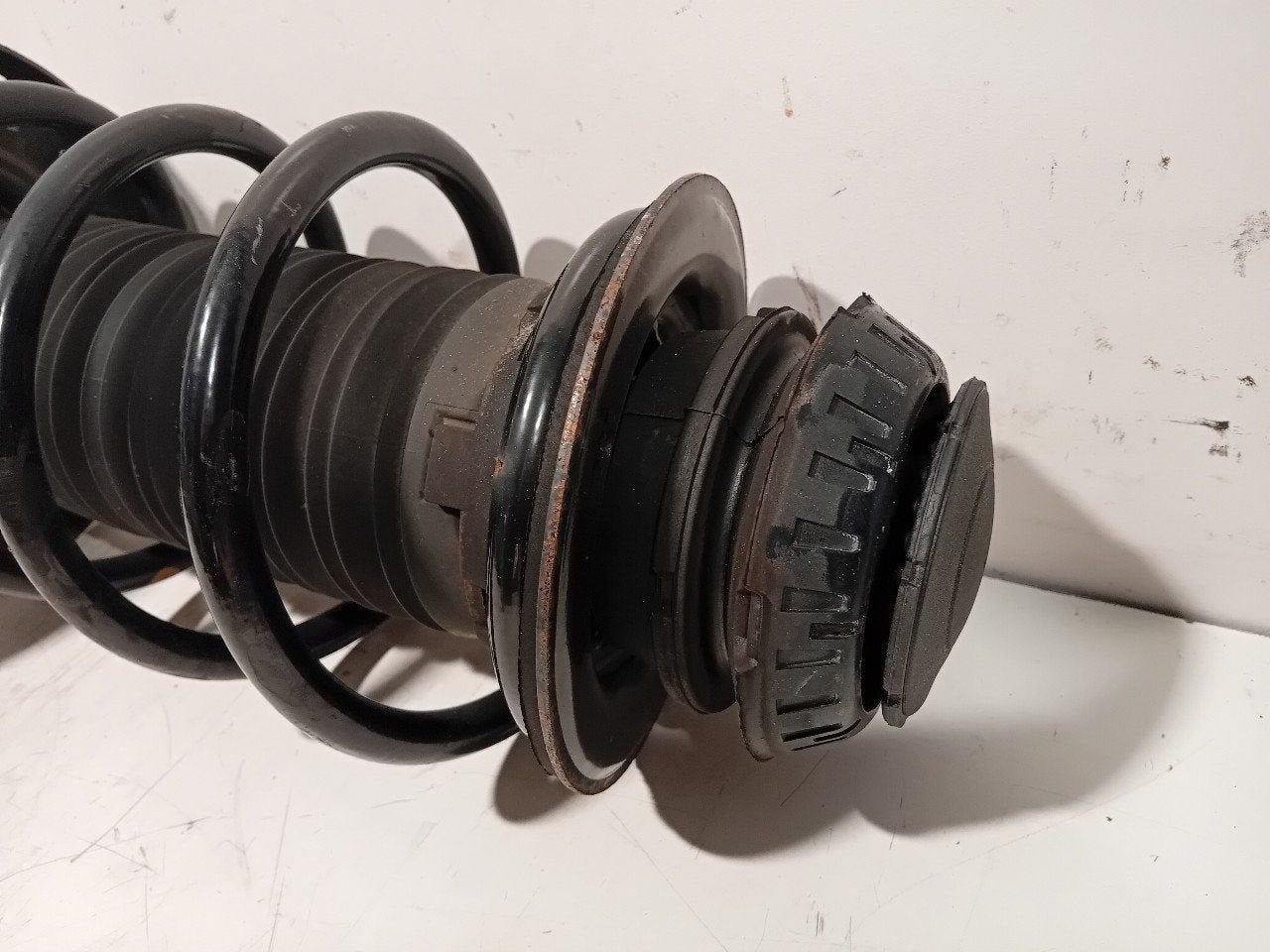 Veerpoot rechts voor Toyota Aygo, Onderdelen@venauto.nl, Van der Ven Autorecycling B.V., Gebruikt, Ettenseweg 76, 4706 PB Roosendaal, The Netherlands