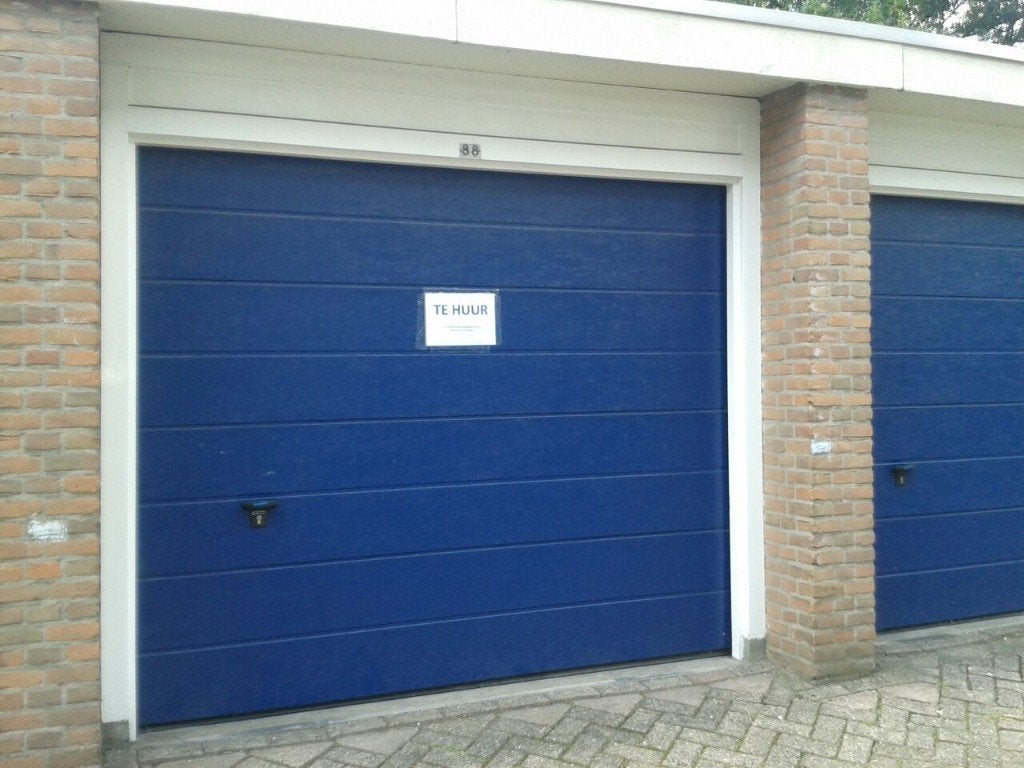 Te huur garagebox / opslagruimte Rotterdam Lombardijen, Auto diversen, Autostallingen en Garages
