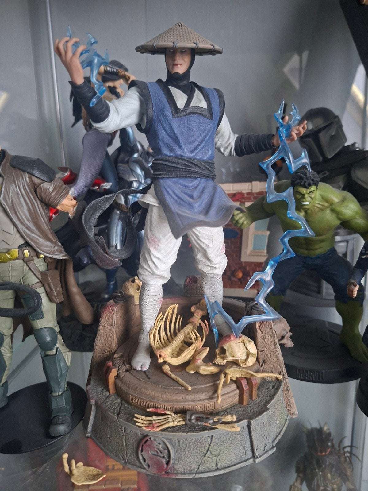 Zeldzame Raiden Statue Mortal Kombat - Iron Studios, Ophalen, Zo goed als nieuw