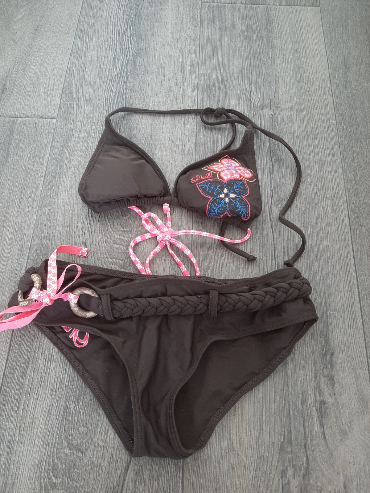 mooie bikini v o neil en badpak maat xs 3.50 pst, Kleding | Dames, Bruin, O neill, Ophalen of Verzenden, Zo goed als nieuw
