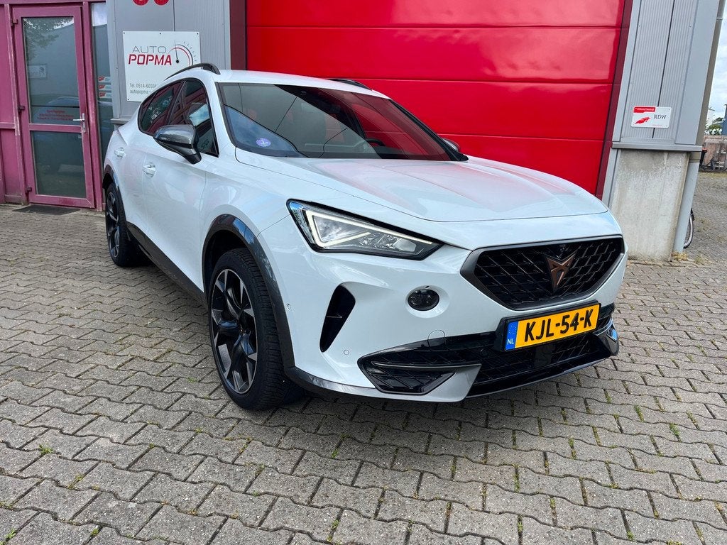 Cupra Formentor 1.4 TSI 265pk e-Hybrid Automaat / Plug in Hy, Auto's, Cupra, Gebruikt, 4 cilinders, Leder en Stof, Wit