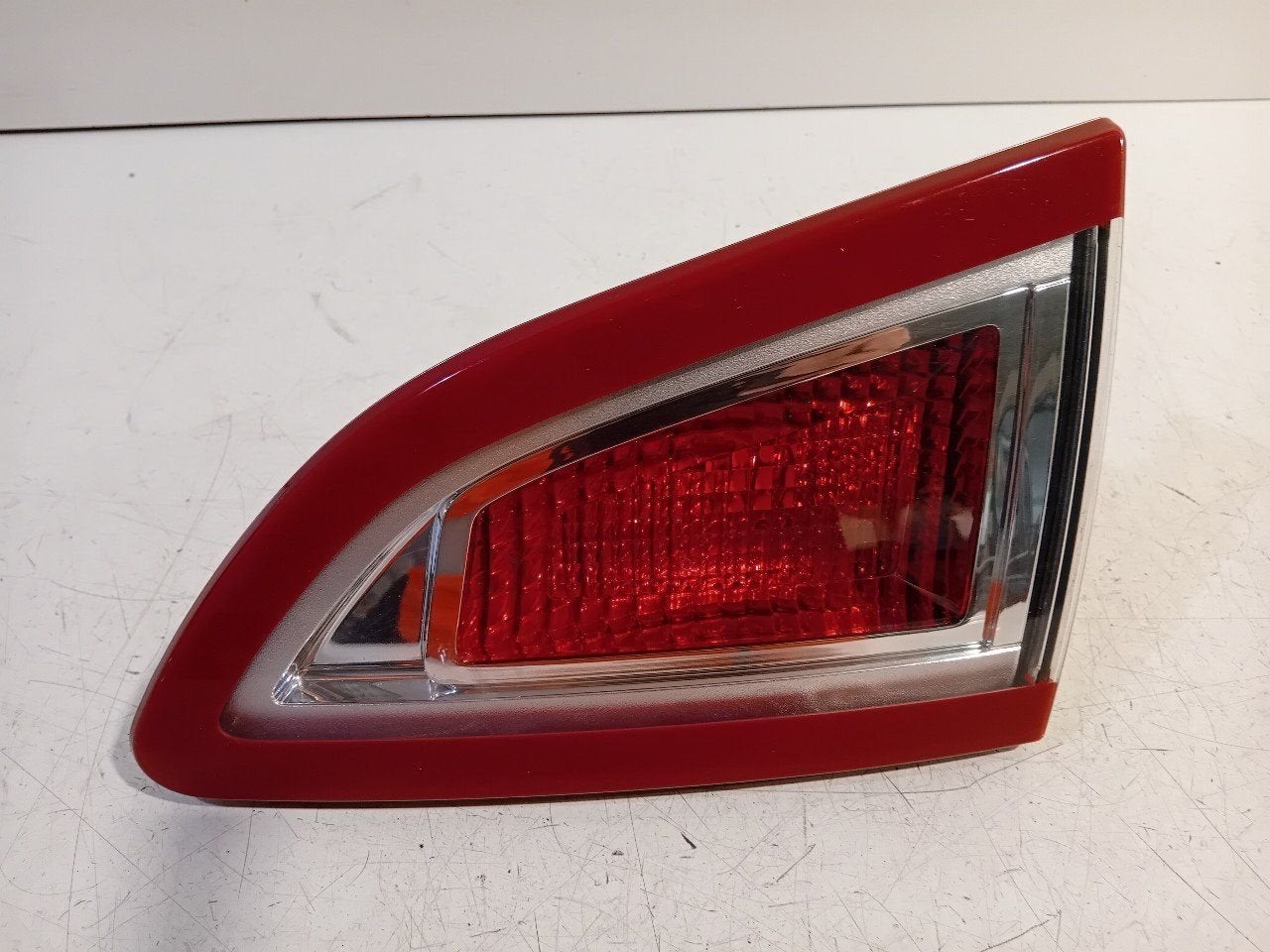 Achterlicht kofferdeksel achterklep rechts Renault Scénic, Auto-onderdelen, Onderdelen@venauto.nl, Van der Ven Autorecycling B.V.