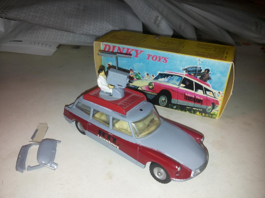 dinky toys Citroen Break ID 19 RTL no 1404, Ophalen of Verzenden, Gebruikt, Auto, Dinky Toys