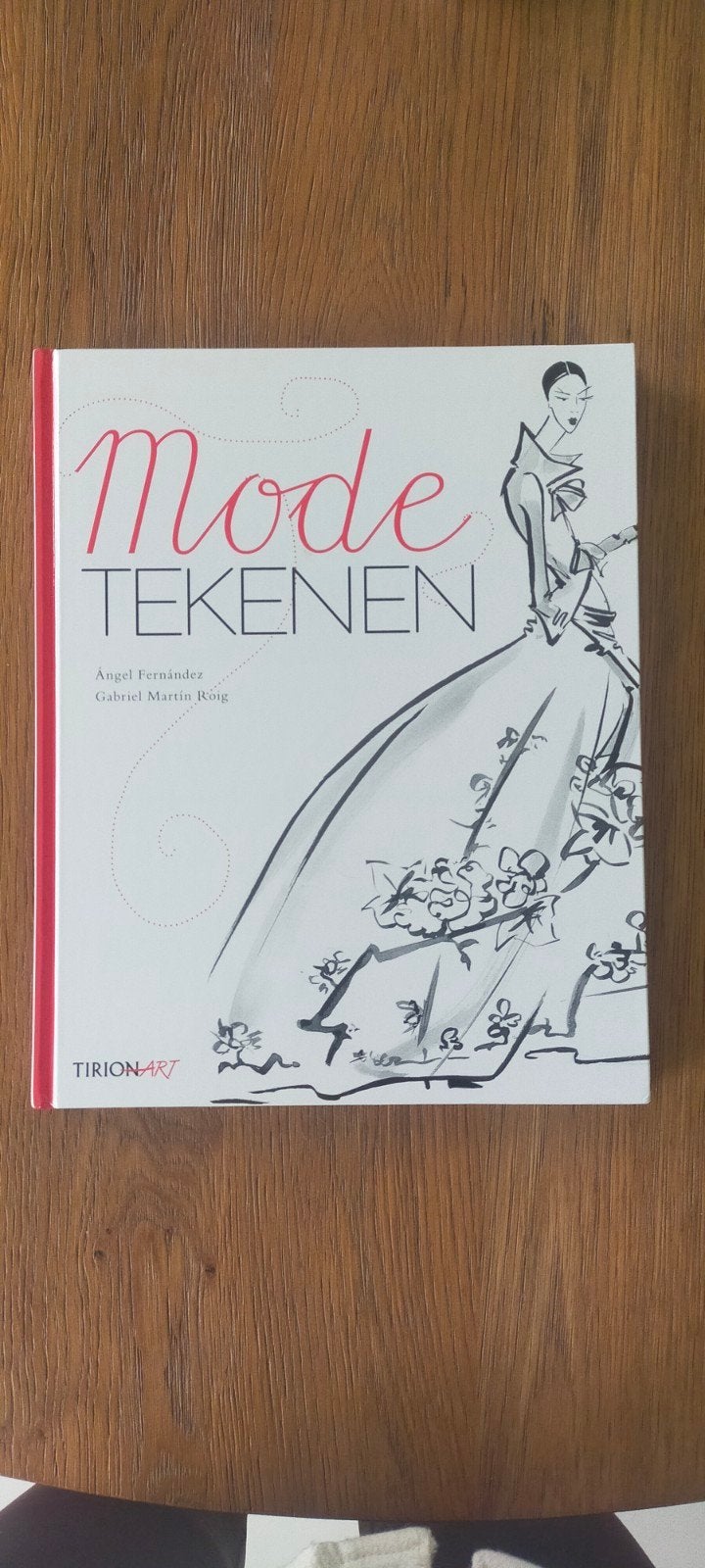 Mode Tekenen - Angel Fernandez & Gabriel Martin Roig, Ophalen of Verzenden