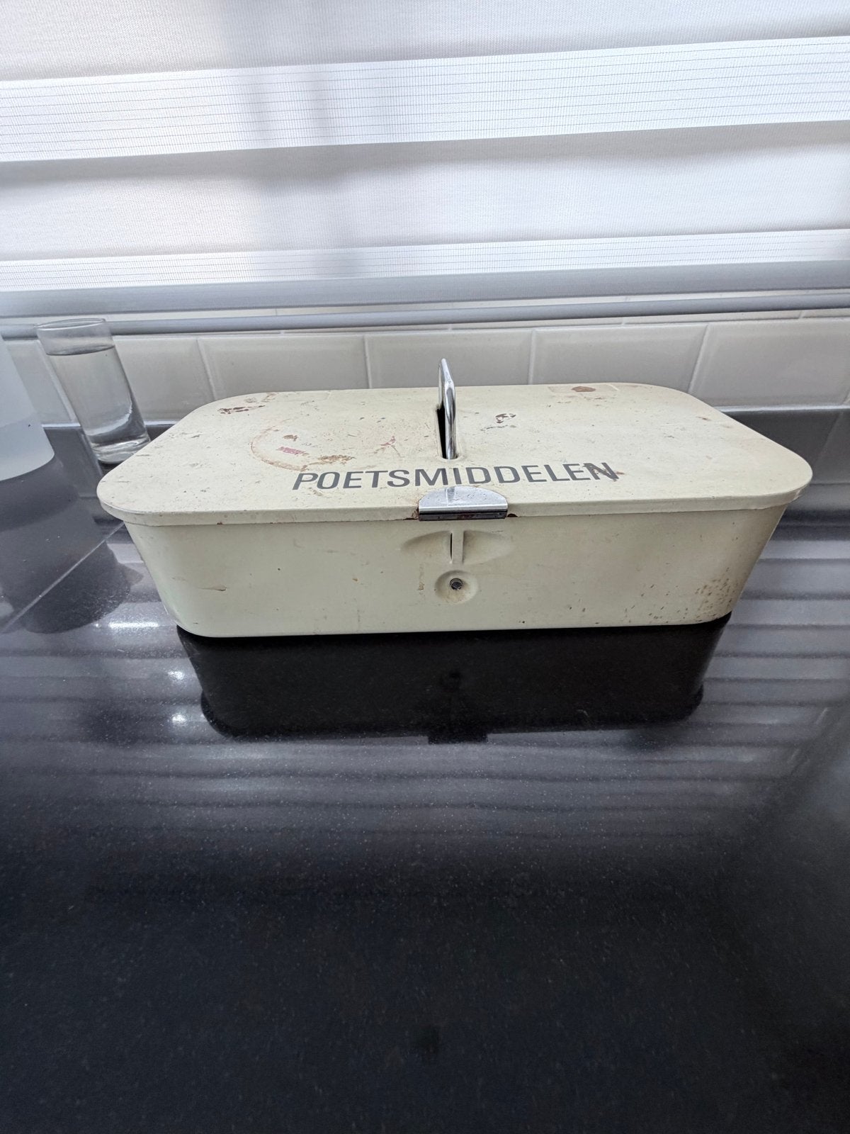 Vintage poetsmiddelen doos - retro opberger, Antiek en Kunst, Antiek | Overige Antiek, Ophalen of Verzenden