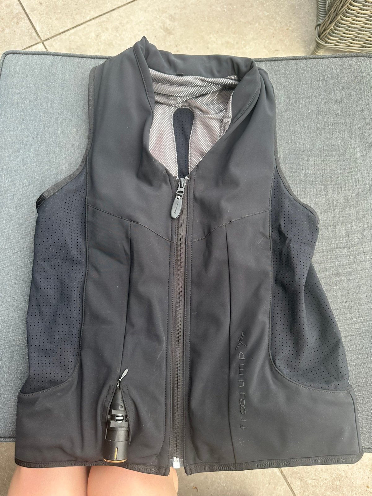 Freejump airjacket, Ophalen of Verzenden, Zo goed als nieuw, Springen