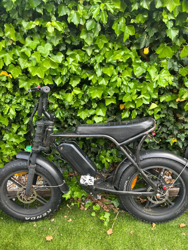 Fatbike (defect), Gebruikt, 55 tot 59 cm, 30 tot 50 km per accu, Ophalen