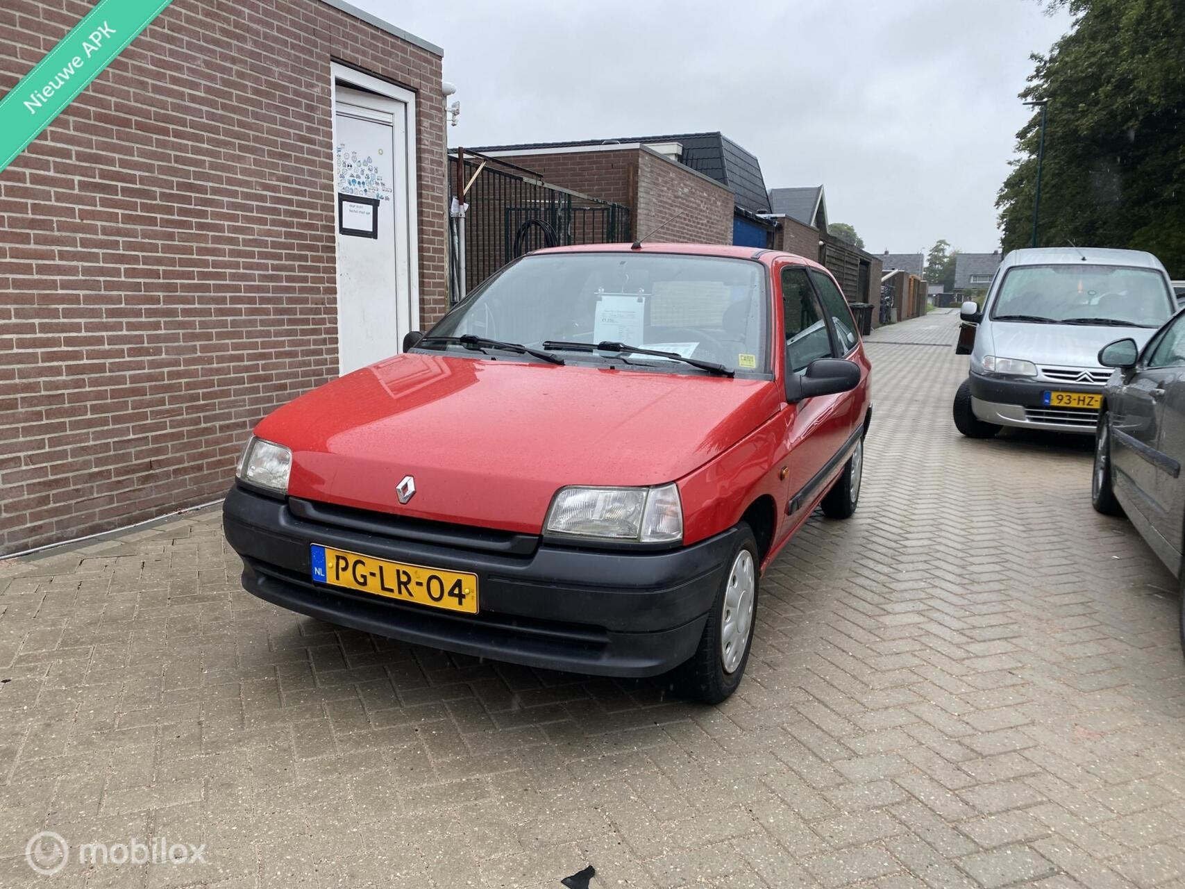 Renault Clio 1.2 Chipie APK 24-09-2028!, 4 cilinders, 420 kg, Origineel Nederlands, Bedrijf