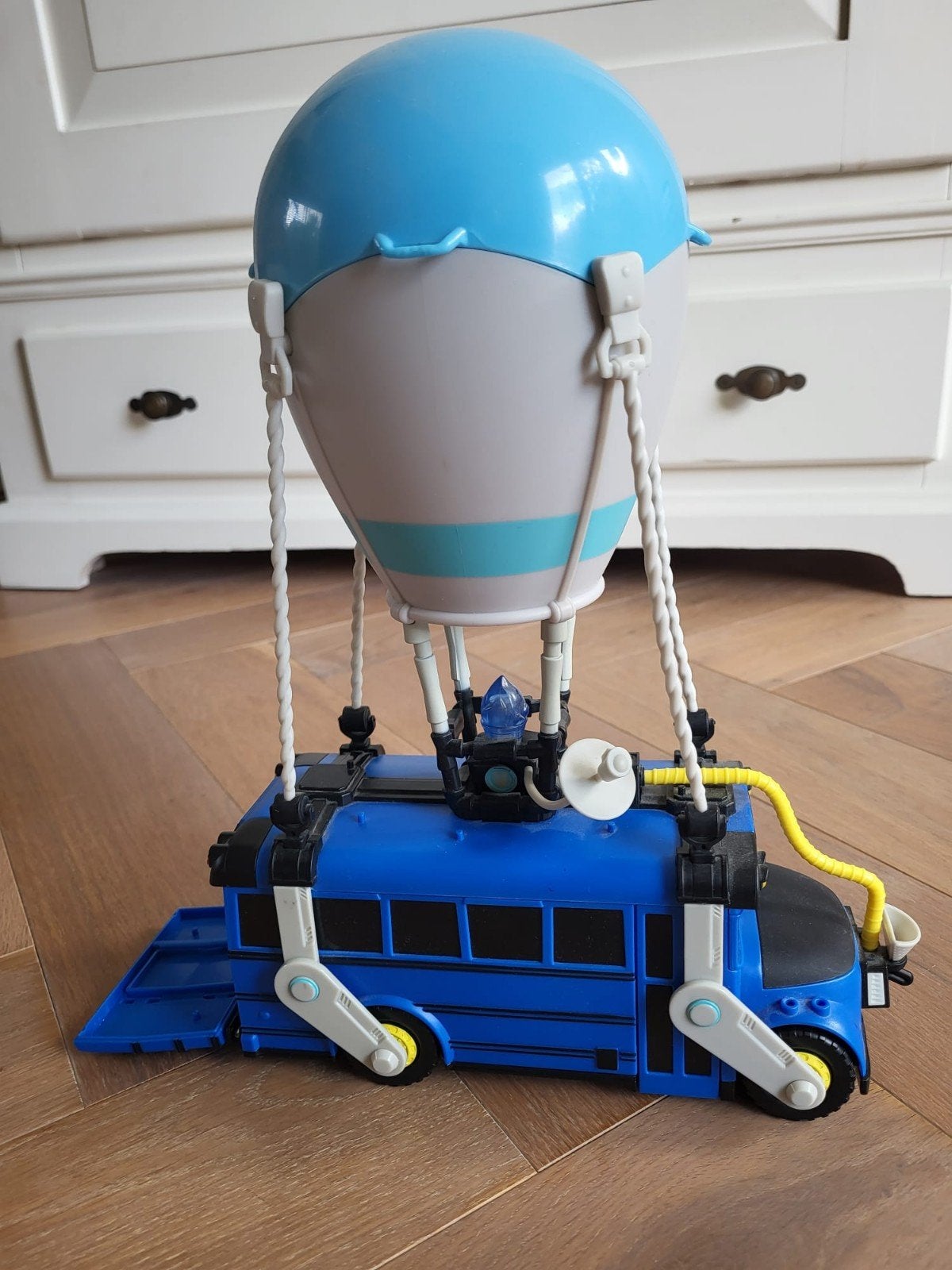 Fortnite Battlebus, Ophalen of Verzenden