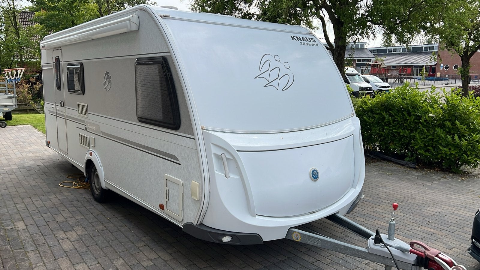 Knaus sudwind 500 FDK Airco, Mover, Thule omnistore stape, Caravans en Kamperen, Caravans, Treinzit, Dwars-stapelbed, Particulier