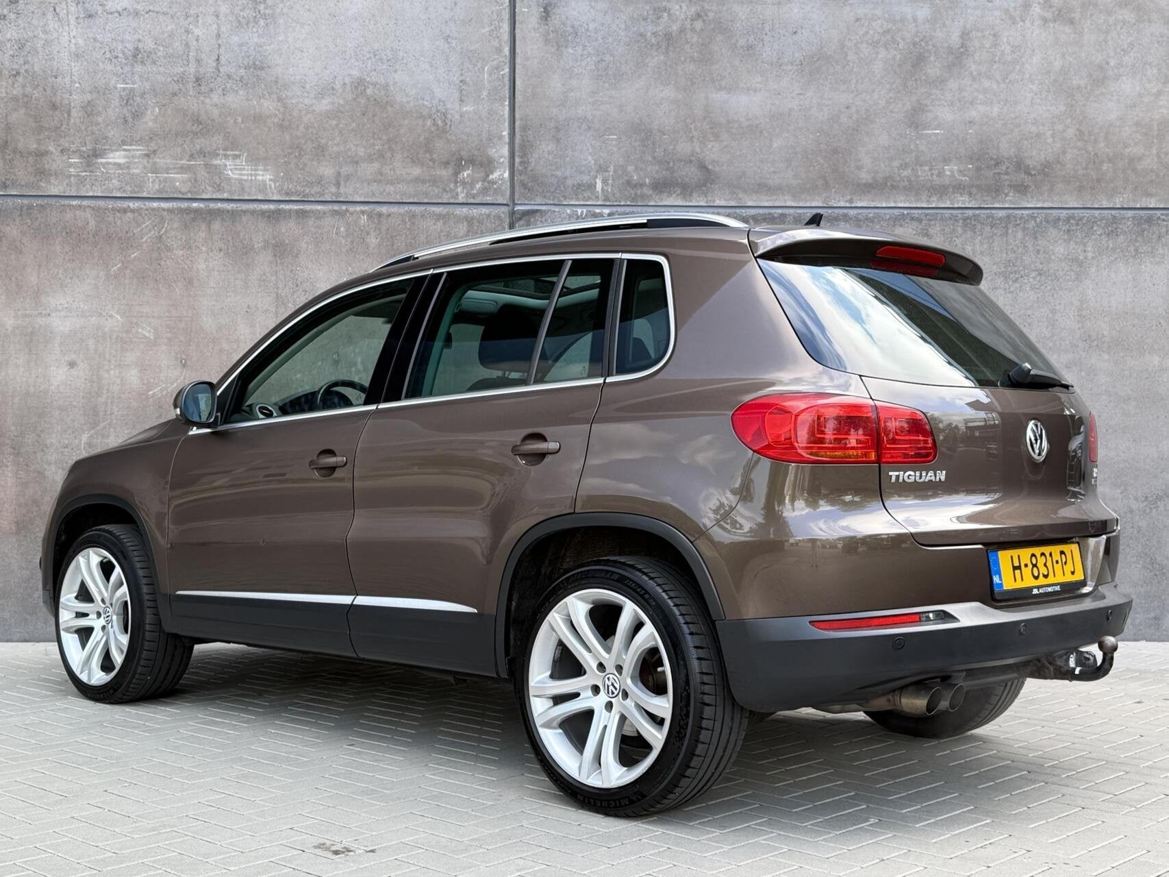 Volkswagen Tiguan 1.4 TSI Sport&Style | Trekhaak | Panoramad, Auto's, Voorwielaandrijving, Euro 5, Zwart, 4 cilinders