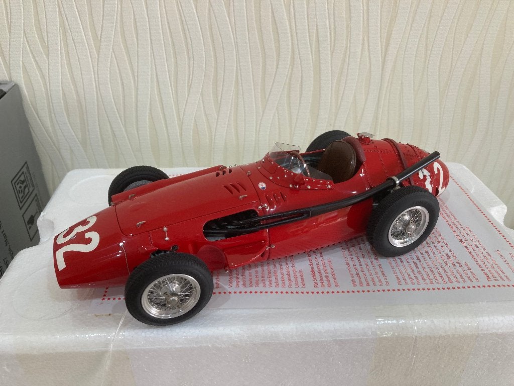 CMC modelauto MASERATI 250 F GP Monaco 1957 schaal 1:18, Ophalen of Verzenden, Zo goed als nieuw, Auto, Overige merken