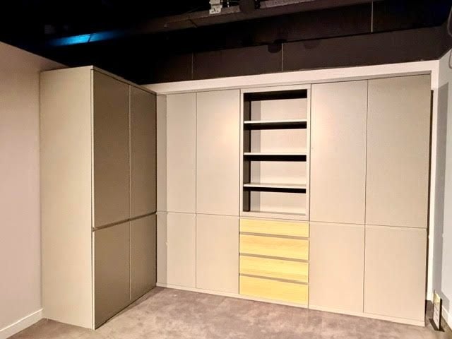 RMW kledingkast hoekopstelling SHOWROOMMODEL, Huis en Inrichting, Ophalen, Zo goed als nieuw, 200 cm of meer, 50 tot 75 cm