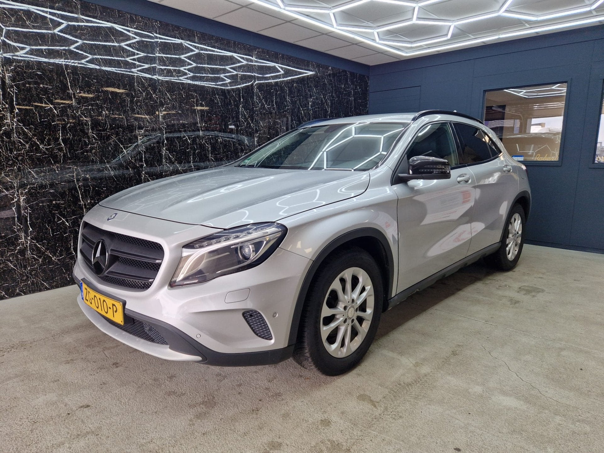 Mercedes-Benz GLA 200 CDI Prestige (bj 2014, automaat), Auto's, 136 pk, Gebruikt, 4 cilinders, 1435 kg