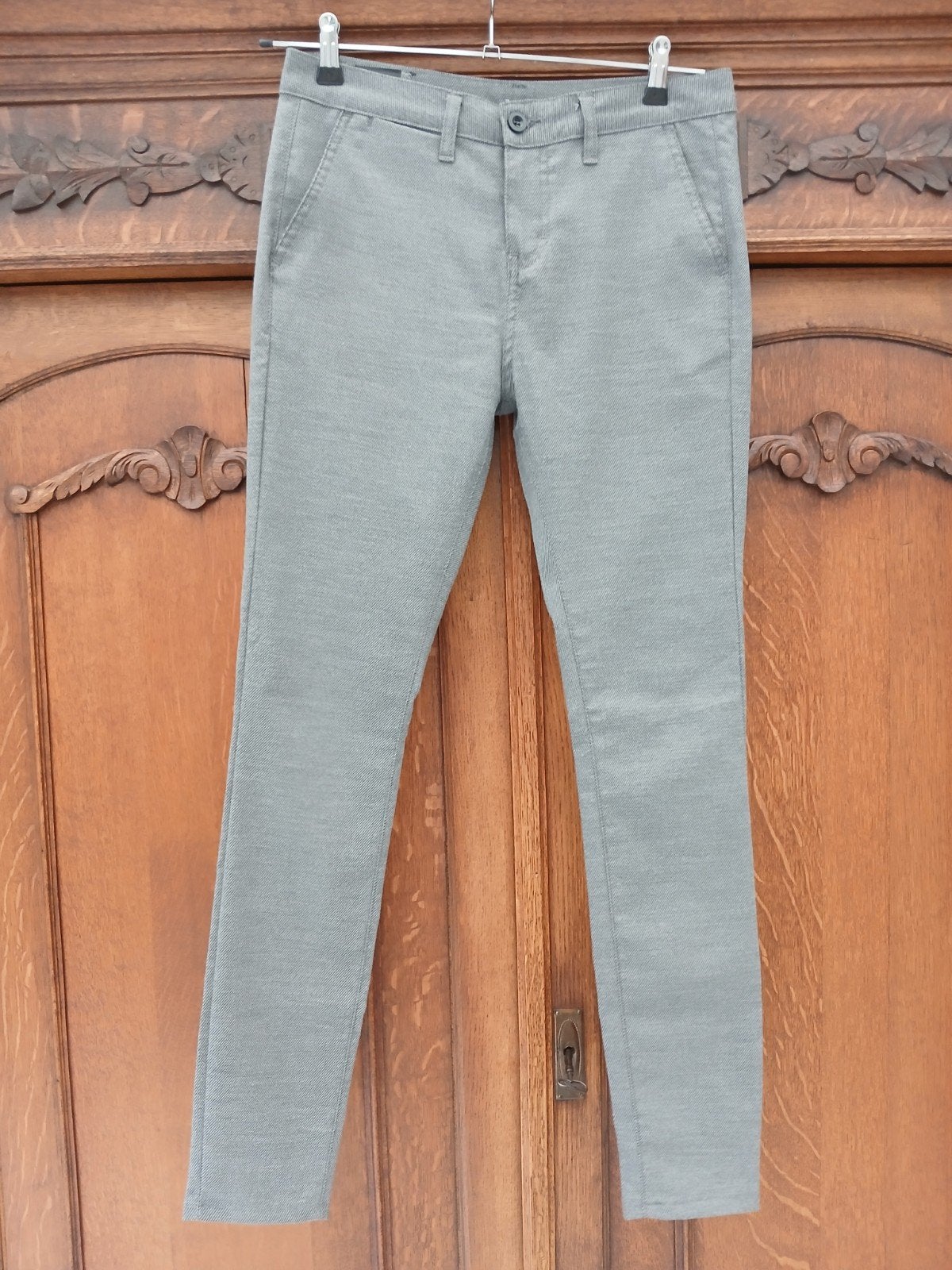 B33 Bee Inspired Nieuwe Grijze Chino Maat 28, Nieuw, Overige maten, Ophalen of Verzenden, B33 Bee Inspired