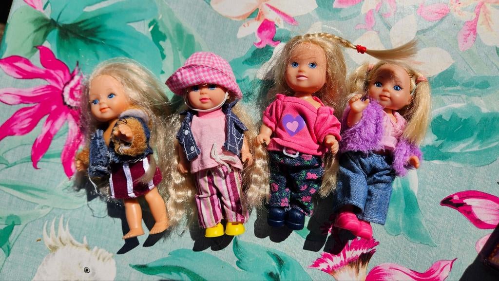 Set van 4 Kelly poppen (Barbie), Kinderen en Baby's, Speelgoed | Poppen, Gebruikt, Overige typen, Ophalen of Verzenden