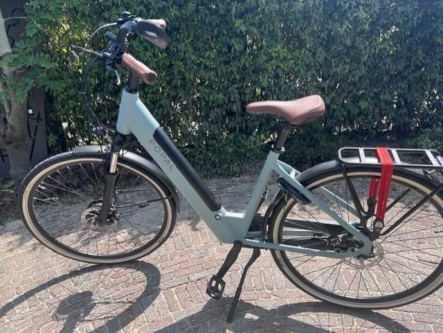 Zo goed als nieuwe  elektrische damesfiets - 20 km gereden -, Zo goed als nieuw, 47 tot 51 cm, 50 km per accu of meer, Ophalen