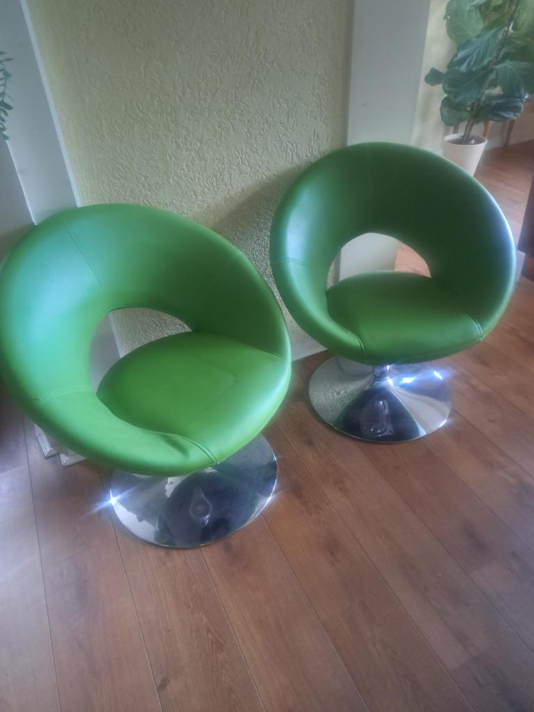 2 designstoelen, Ophalen, Zo goed als nieuw, 75 tot 100 cm
