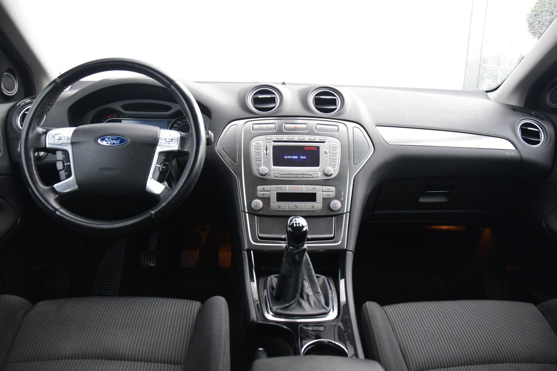 Ford Mondeo Wagon 2.0-16V Limited Navi Ecc Cruise Pdc Trekha, Auto's, Ford, Stof, Gebruikt, Mondeo, Origineel Nederlands