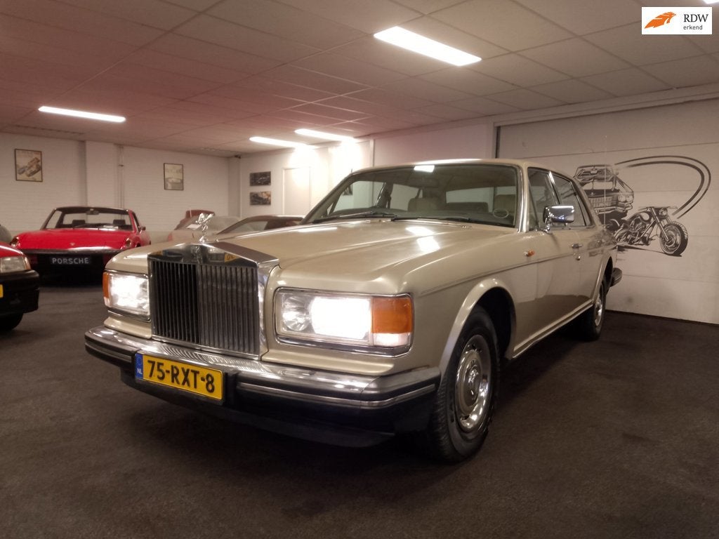 Rolls-Royce Silver Spirit 6.8 1986 Opknapper, Achterwielaandrijving, Gebruikt, Beige, Leder