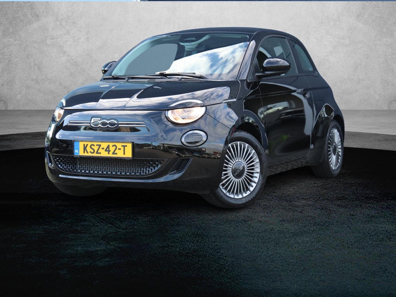 Fiat 500 Icon 42 kWh 1e Eigenaar | Camera | Navigatie | Appl, Auto's, Automaat, Dealer onderhouden, Gebruikt, 118 pk
