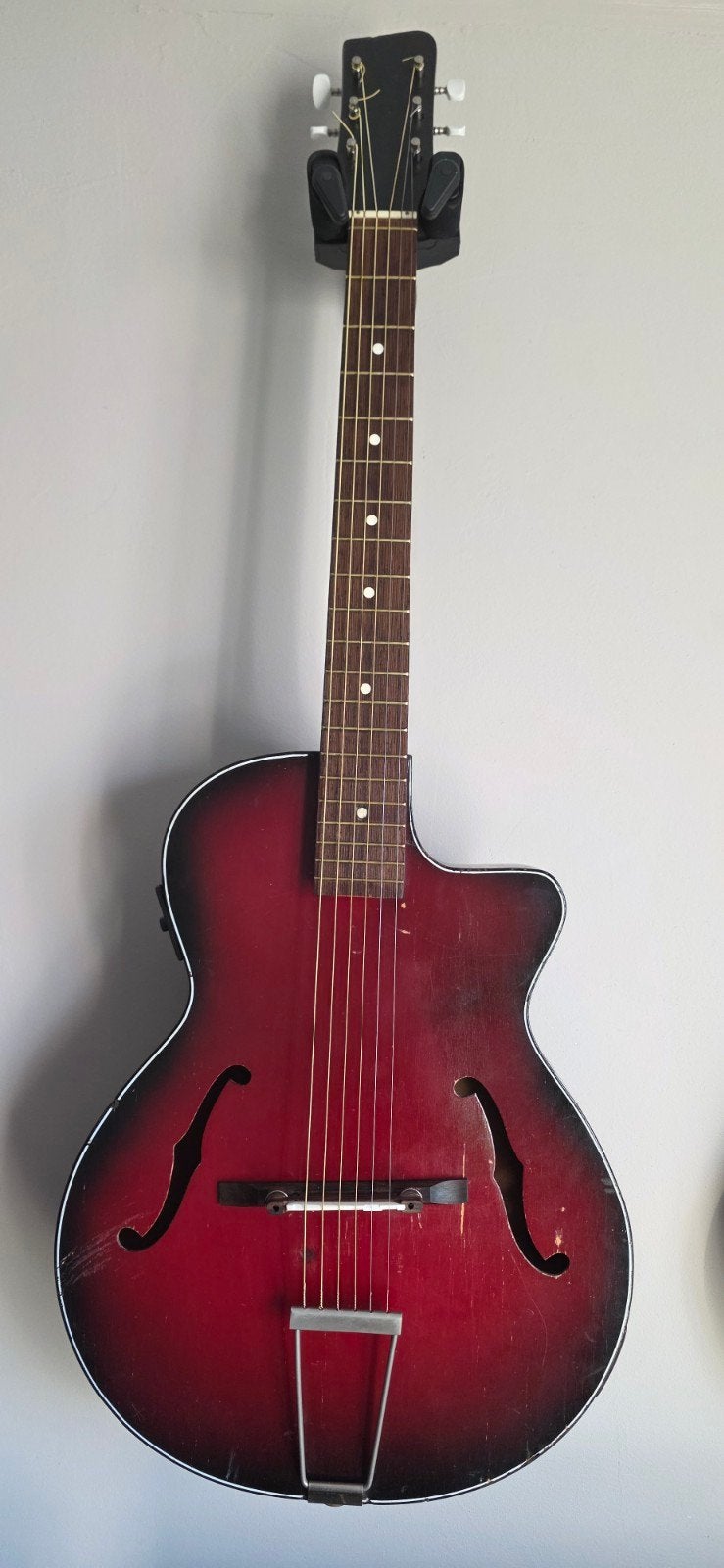 Egmond gitaar met cutaway en Fishman element, Ophalen, Gebruikt, Western- of Steelstringgitaar, Met (piezo-)element